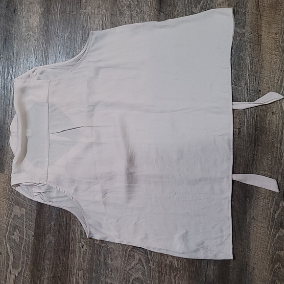 Very gently used pink blouse Forever 21 plus sizes US-OX CA-OT see through thin - Picture 5 of 8